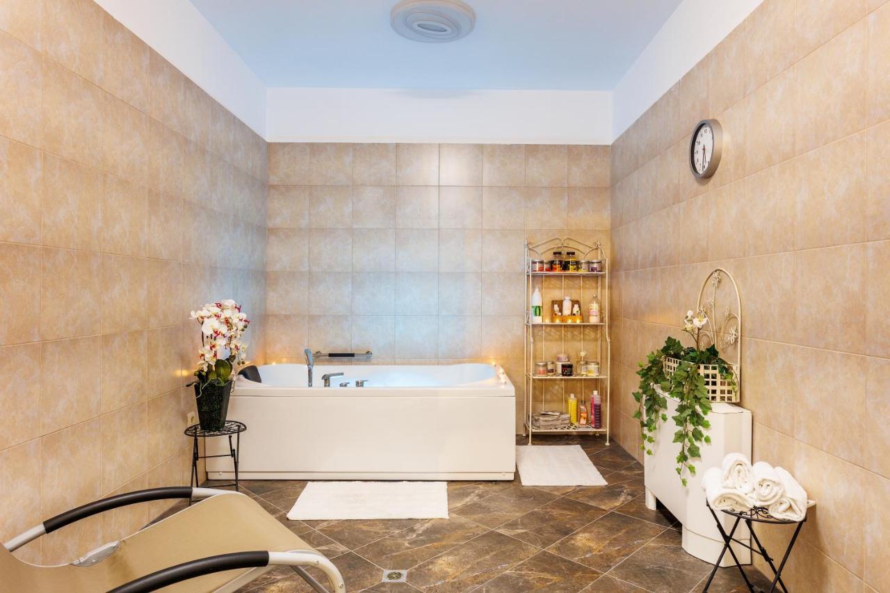 Spa Hotel Aspa Vila Banya  Ngoại thất bức ảnh